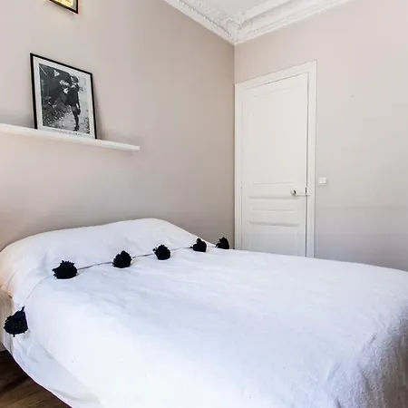Charming Flat Near Monceau Apartment *