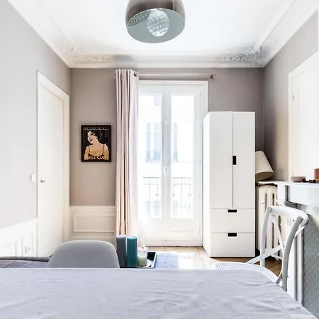 Apartment Charming Flat Near Monceau *