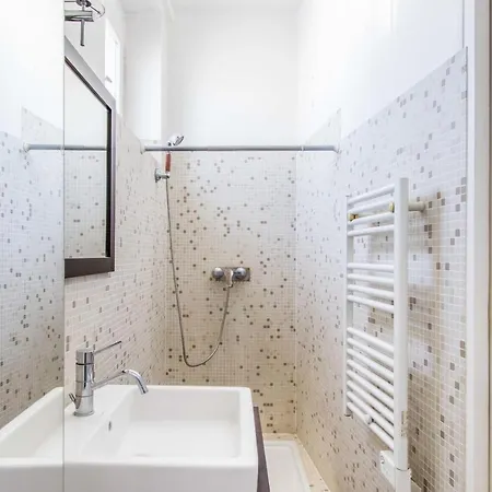 Charming Flat Near Monceau Apartment Paris